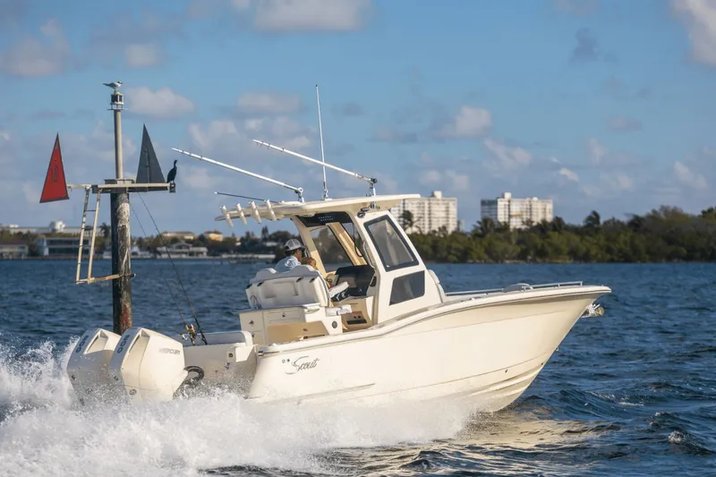 Slide: The Image of Scout 260 LXF 2025 - 3