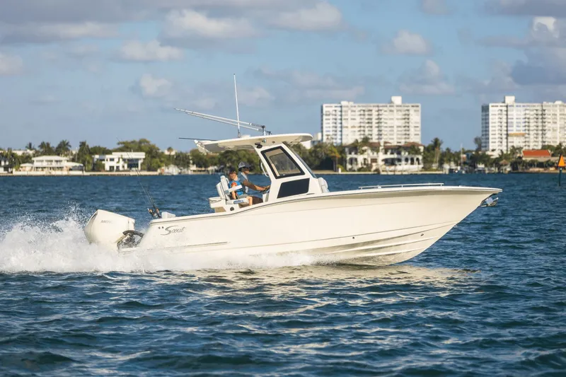 Slide: The Image of Scout 260 LXF 2025 - 4