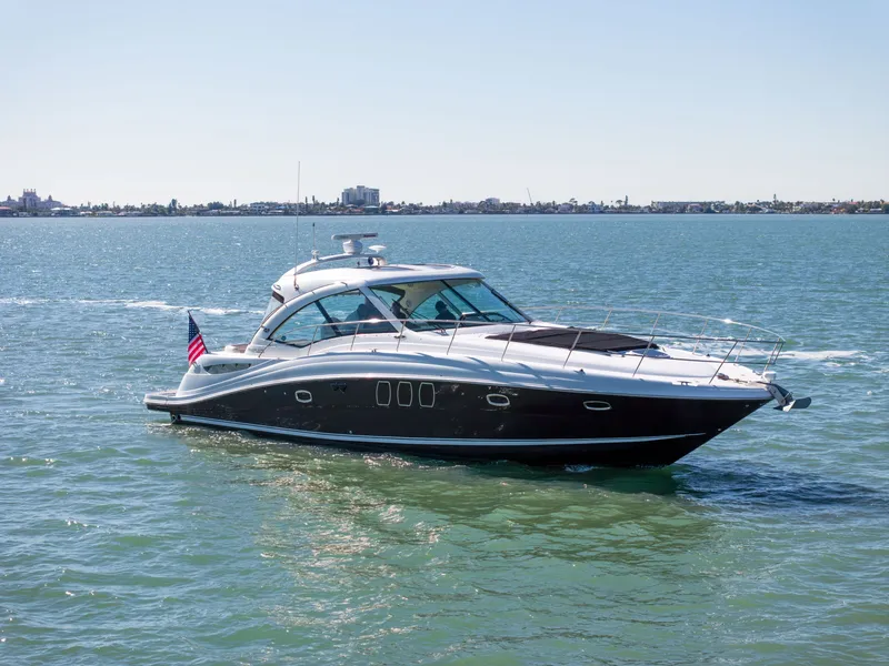 Slide: The Image of Sea Ray 500 Sundancer 2010 - 43