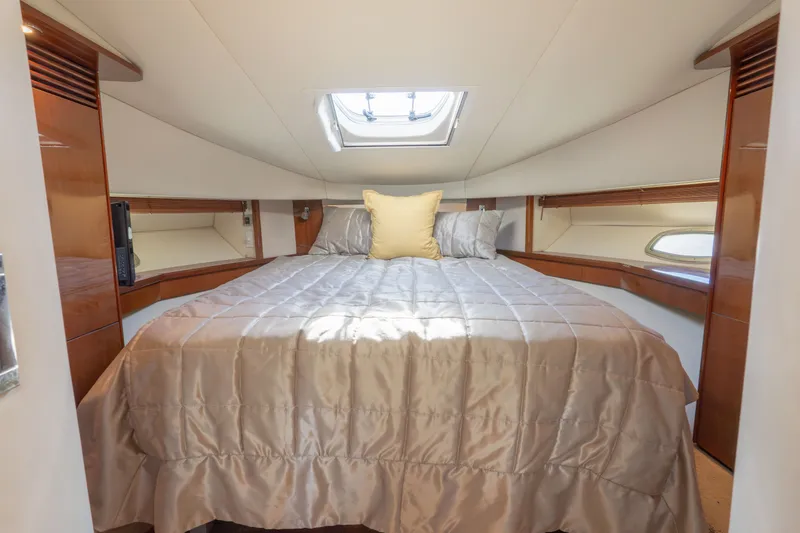 Slide: The Image of Sea Ray 500 Sundancer 2010 - 8