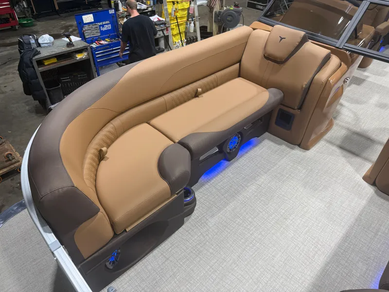 Slide: The Image of Tahoe LTZ 2385 Elite Windshield Tritoon & Honda 4-Stroke EFI 2026 - 10