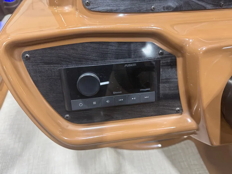 Slide: The Image of Tahoe LTZ 2385 Elite Windshield Tritoon & Honda 4-Stroke EFI 2026 - 17