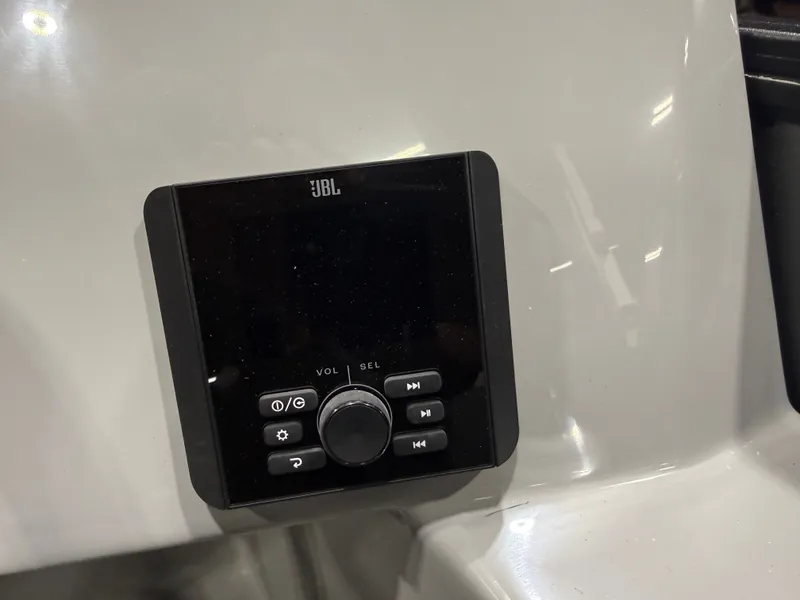 Slide: The Image of Bentley Pontoons Legacy 220 Navigator Quad Lounge & Honda 4-Stroke EFI 2026 - 15