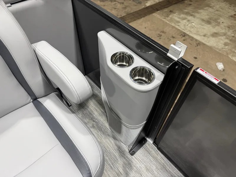 Slide: The Image of Bentley Pontoons Legacy 220 Navigator Quad Lounge & Honda 4-Stroke EFI 2026 - 22