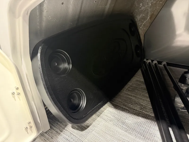 Slide: The Image of Bentley Pontoons Legacy 220 Navigator Quad Lounge & Honda 4-Stroke EFI 2026 - 29