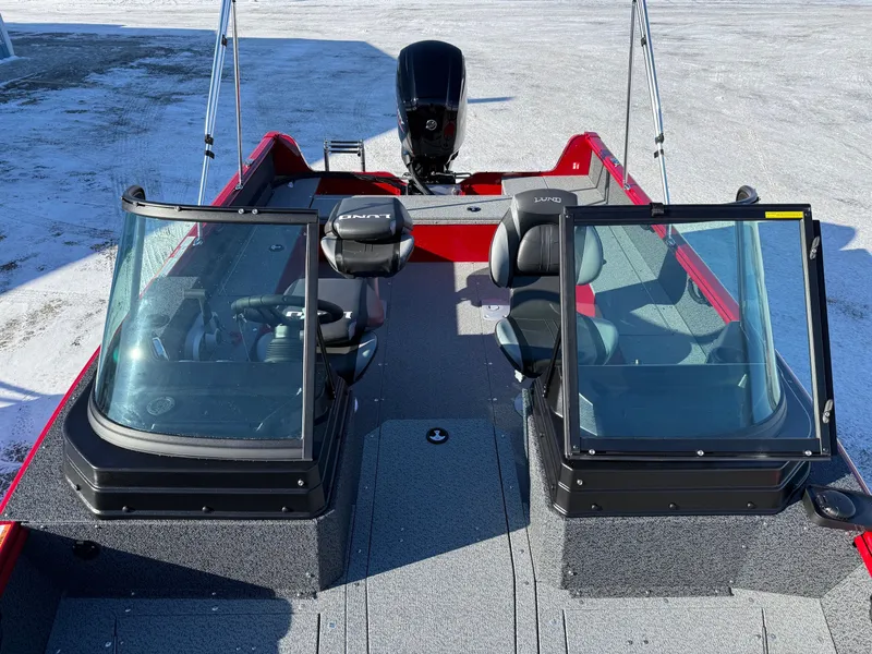 Slide: The Image of Lund 1800 Explorer Sport 2026 - 5