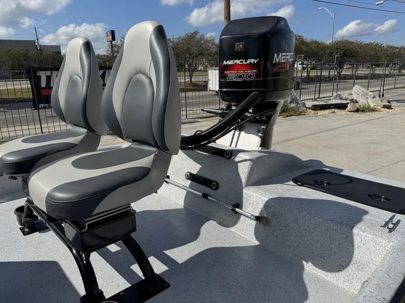 Slide: The Image of Flats Cat 21 2003 - 21