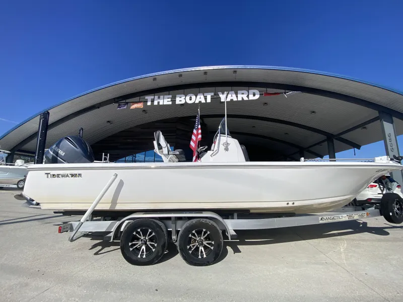 Slide: The Image of Tidewater 2410 Bay Max 2023 - 17