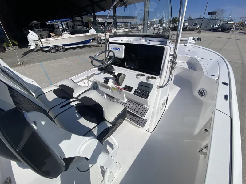 Slide: The Image of Tidewater 2410 Bay Max 2023 - 26