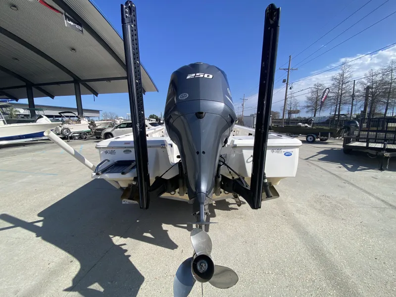 Slide: The Image of Tidewater 2410 Bay Max 2023 - 27