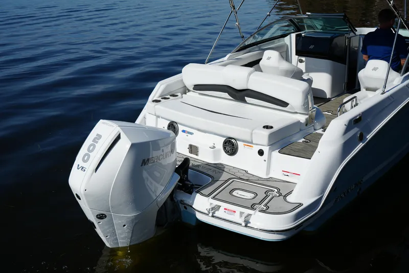 Slide: The Image of 2026 Four Winns HD3 OB boat with Mercury 200 V6 outboard engine on water. - 40