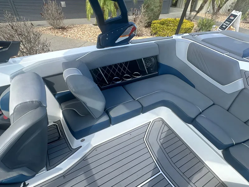 Slide: The Image of Nautique Super Air Nautique GS22 2020 - 10