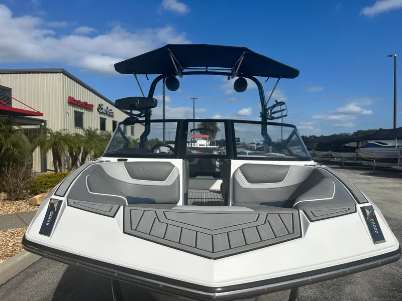 Slide: The Image of Nautique Super Air Nautique GS22 2020 - 3
