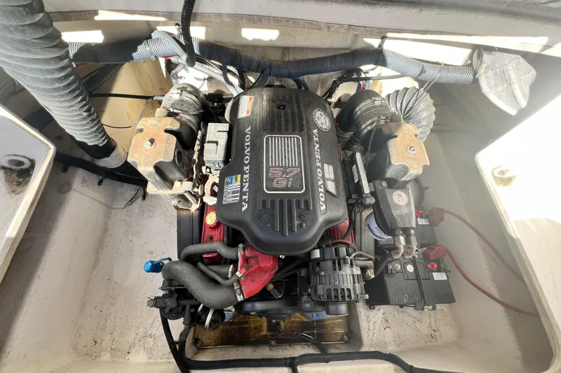 Slide: The Image of Engine compartment of 2006 Regal Marine 2650 Cuddy with Volvo Penta 5.7 Gi engine. - 21