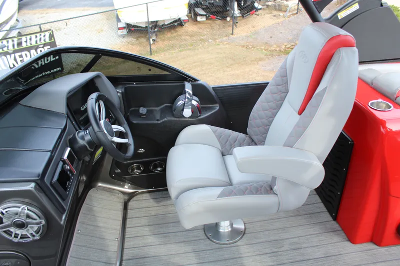 Slide: The Image of Manitou 25 RFXW SHP 2022 - 10