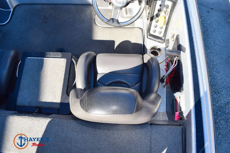 Slide: The Image of Phoenix Bass Boats 618 Pro 2013 - 13