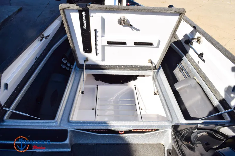 Slide: The Image of Phoenix Bass Boats 618 Pro 2013 - 22