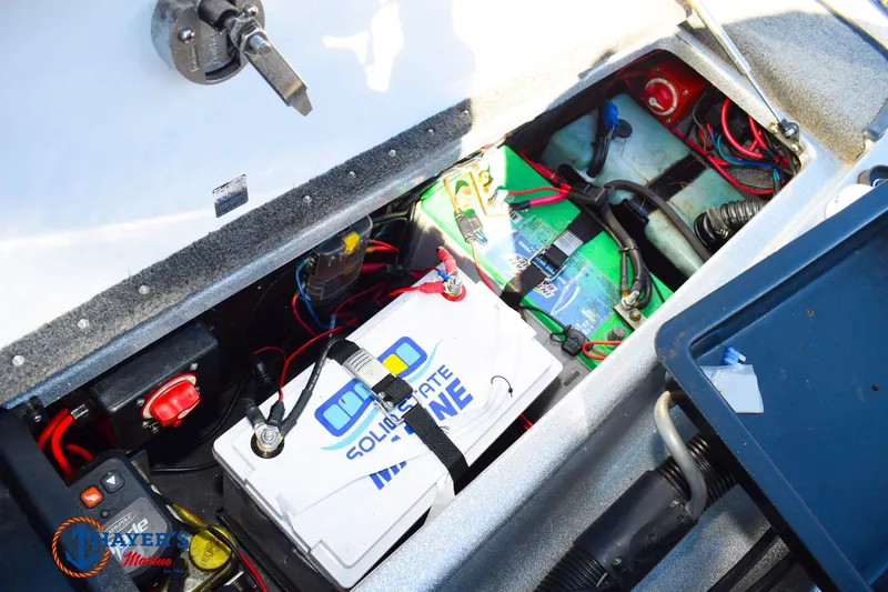 Slide: The Image of Phoenix Bass Boats 618 Pro 2013 - 32