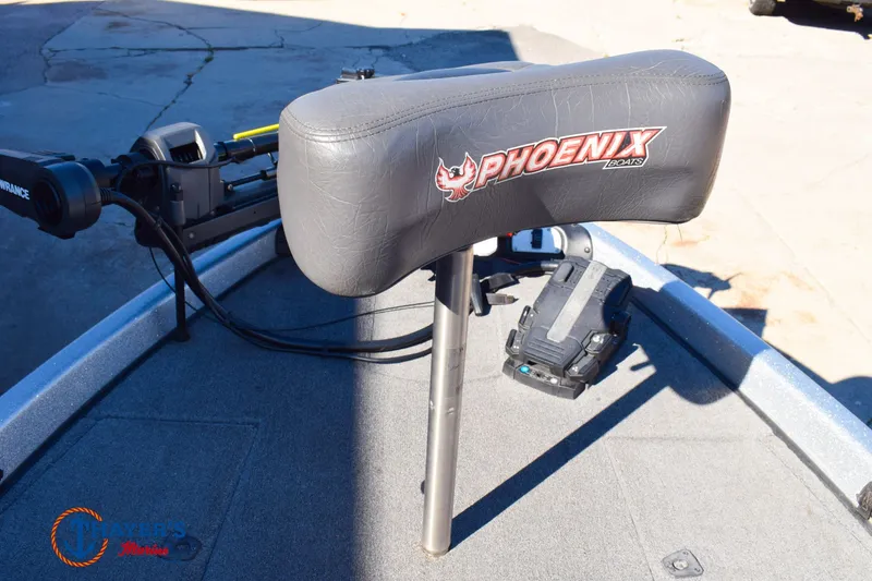 Slide: The Image of Phoenix Bass Boats 618 Pro 2013 - 35