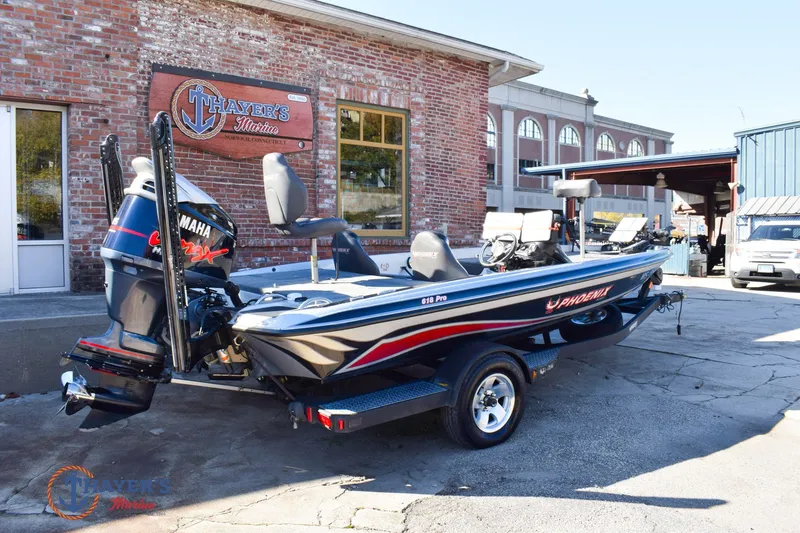 Slide: The Image of Phoenix Bass Boats 618 Pro 2013 - 6