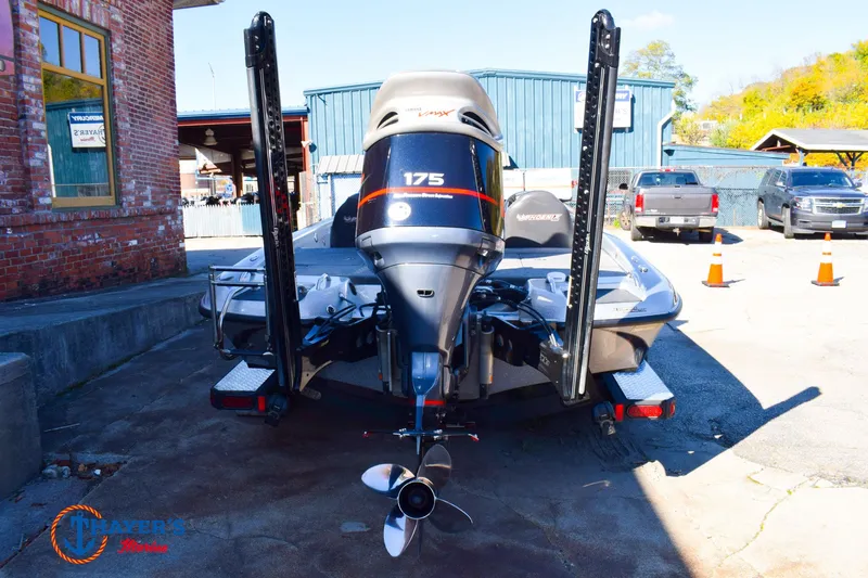 Slide: The Image of Phoenix Bass Boats 618 Pro 2013 - 7