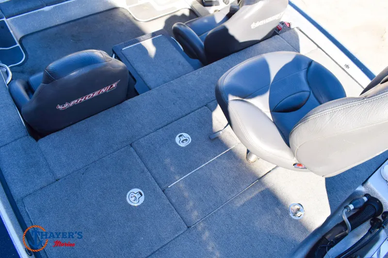 Slide: The Image of Phoenix Bass Boats 618 Pro 2013 - 9