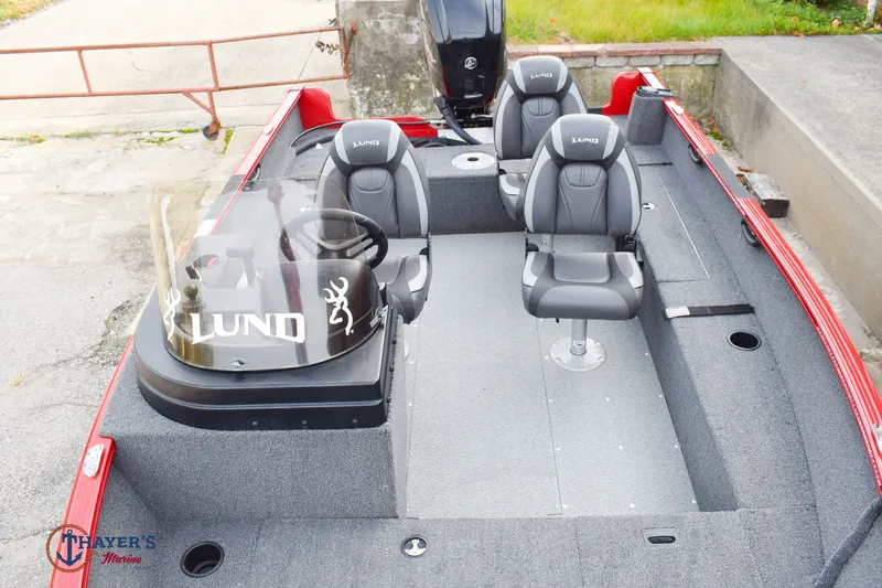 Slide: The Image of Lund 1650 Rebel XL Tiller 2023 - 11