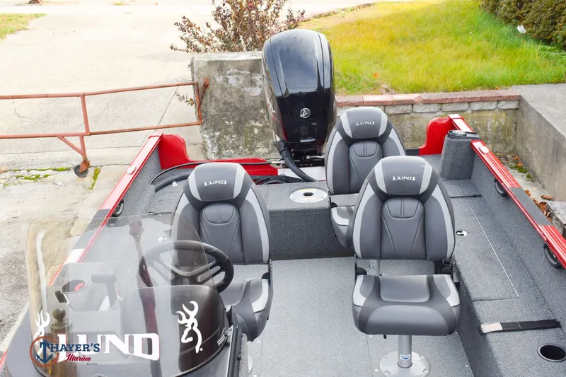 Slide: The Image of Lund 1650 Rebel XL Tiller 2023 - 12