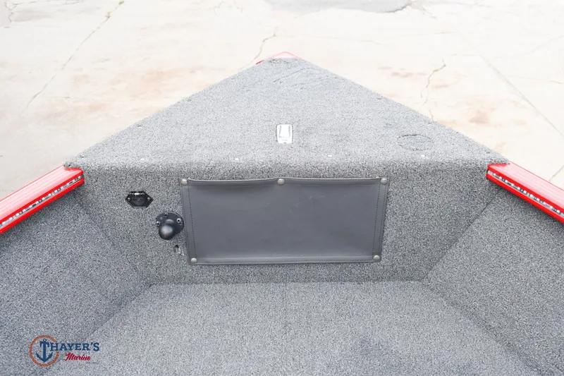 Slide: The Image of Lund 1650 Rebel XL Tiller 2023 - 15