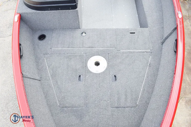 Slide: The Image of Lund 1650 Rebel XL Tiller 2023 - 9