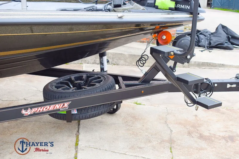 Slide: The Image of Phoenix Bass Boats 921 EliteX 2026 - 34