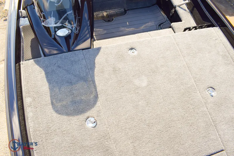 Slide: The Image of Phoenix Bass Boats 721 ZXL 2026 - 18