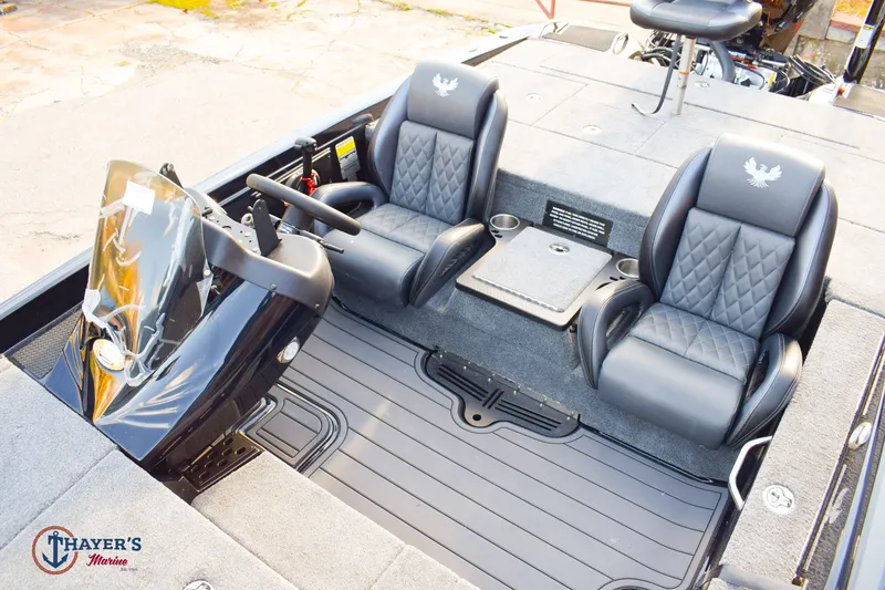 Slide: The Image of Phoenix Bass Boats 721 ZXL 2026 - 19