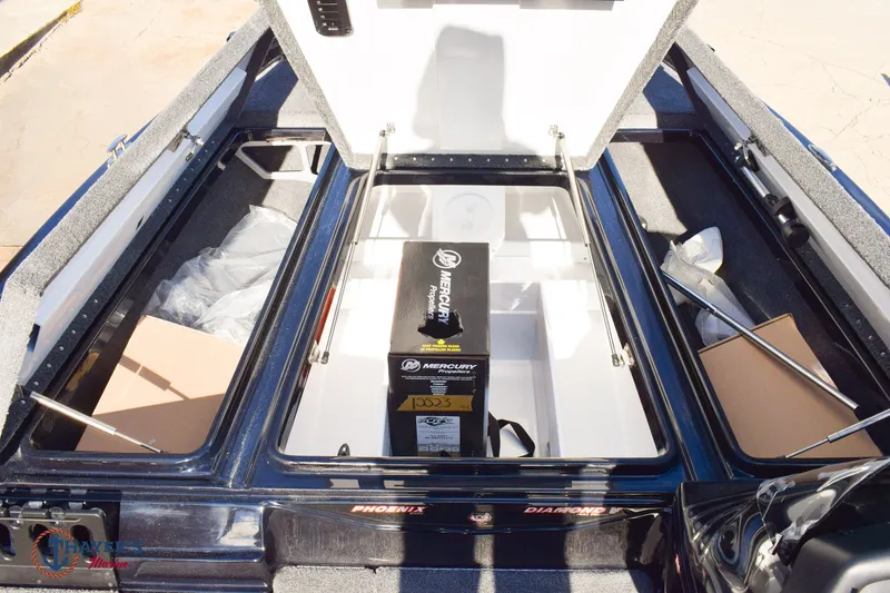 Slide: The Image of Phoenix Bass Boats 721 ZXL 2026 - 23