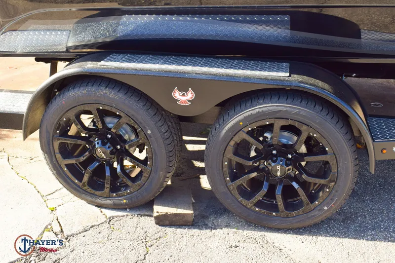 Slide: The Image of Phoenix Bass Boats 721 ZXL 2026 - 4