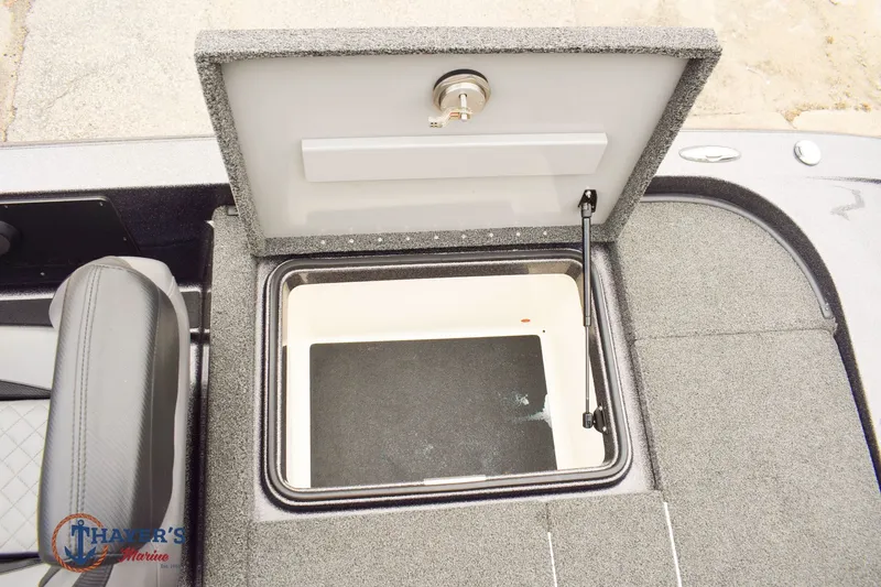 Slide: The Image of Caymas CX 20 2021 - 22