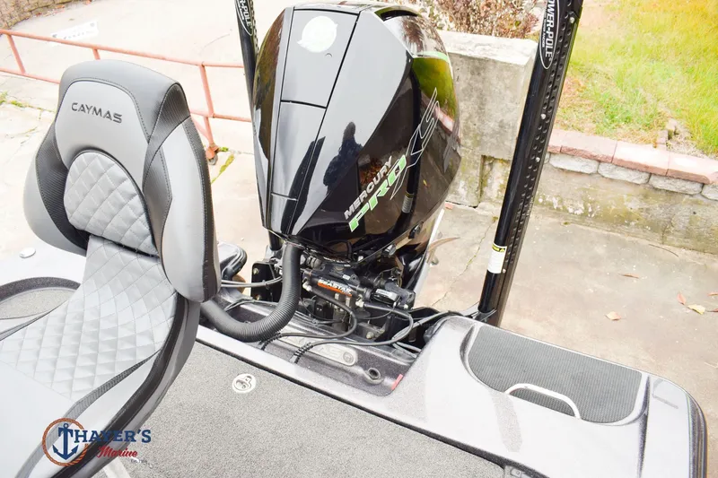 Slide: The Image of Caymas CX 20 2021 - 25