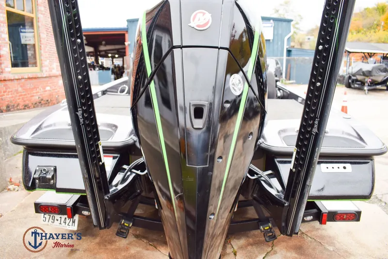 Slide: The Image of Caymas CX 20 2021 - 3