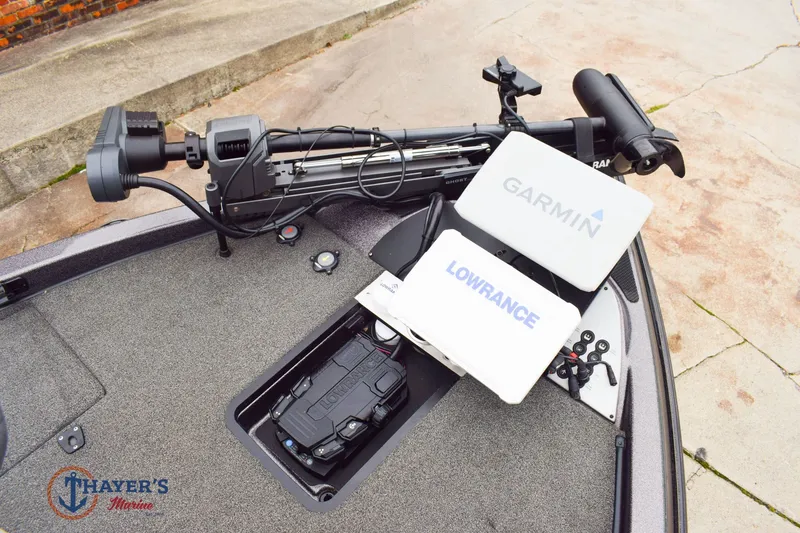 Slide: The Image of Caymas CX 20 2021 - 7