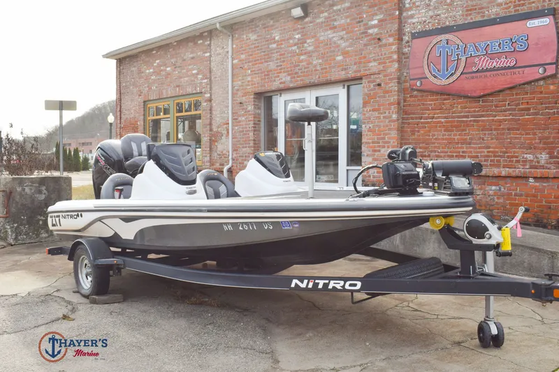 Slide: The Image of Nitro Z17 2019 - 1