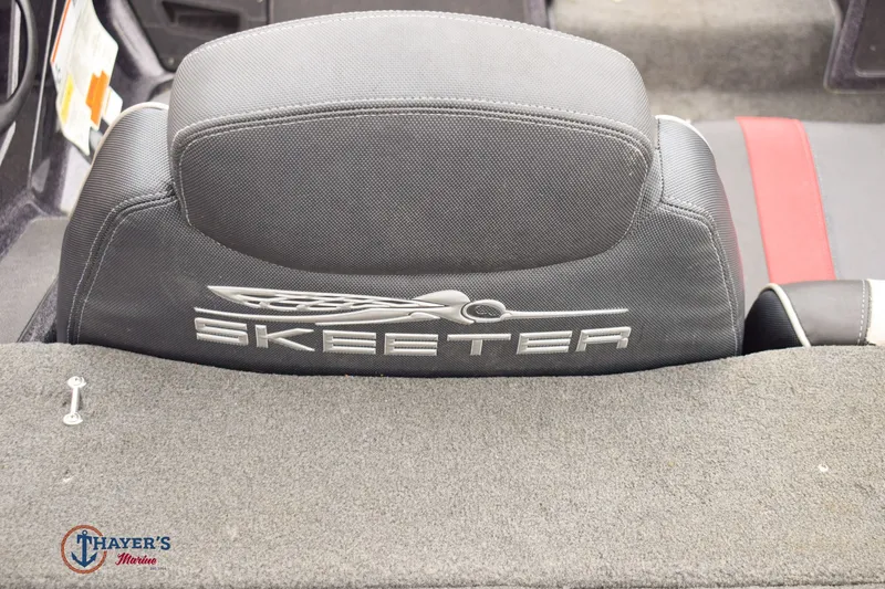 Slide: The Image of Skeeter ZX250 2019 - 11