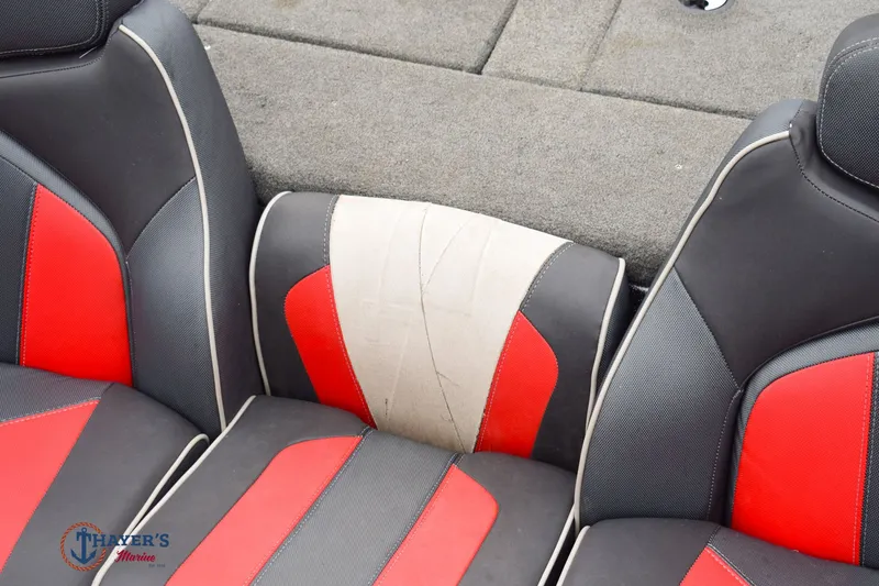 Slide: The Image of Skeeter ZX250 2019 - 21