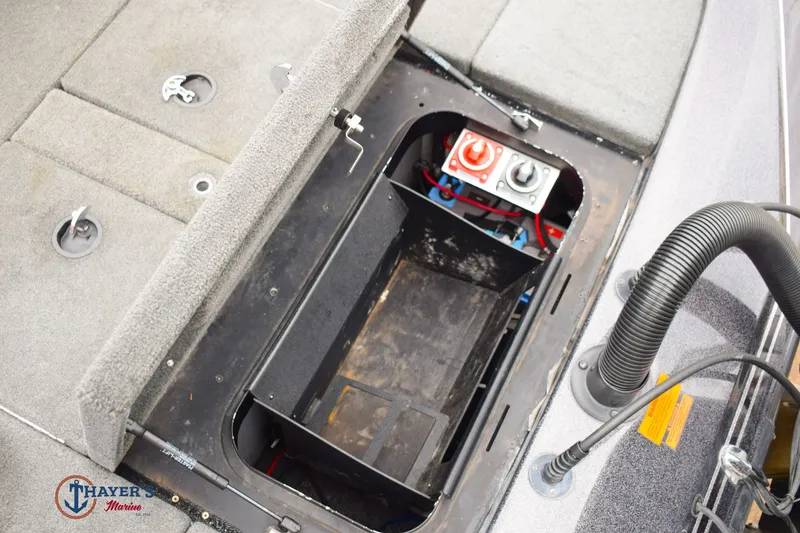 Slide: The Image of Skeeter ZX250 2019 - 32