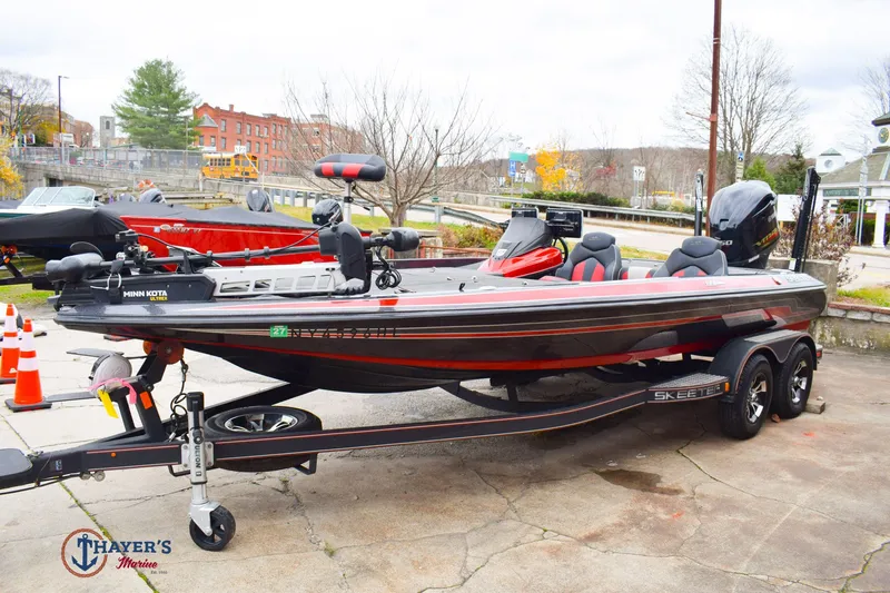 Slide: The Image of Skeeter ZX250 2019 - 36