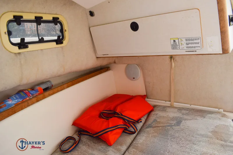 Slide: The Image of Robalo 2140 1995 - 20