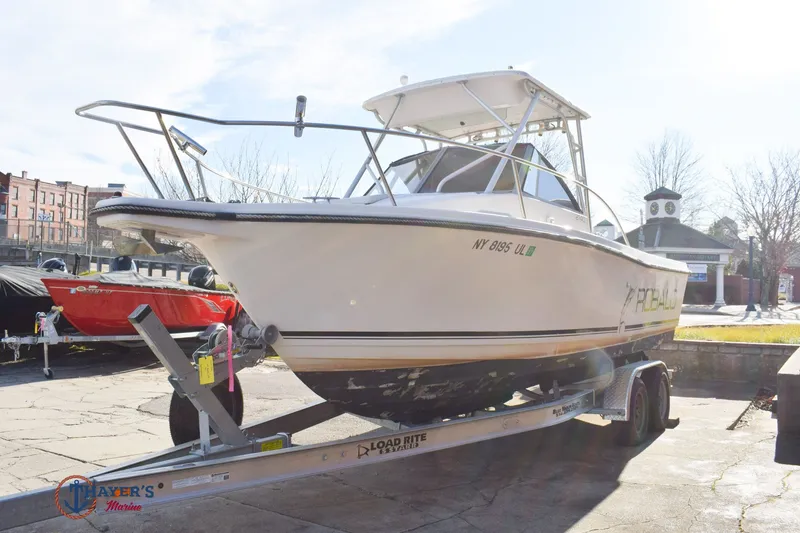 Slide: The Image of Robalo 2140 1995 - 27