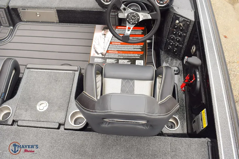 Slide: The Image of Phoenix Bass Boats 921 Elite X 2026 - 15