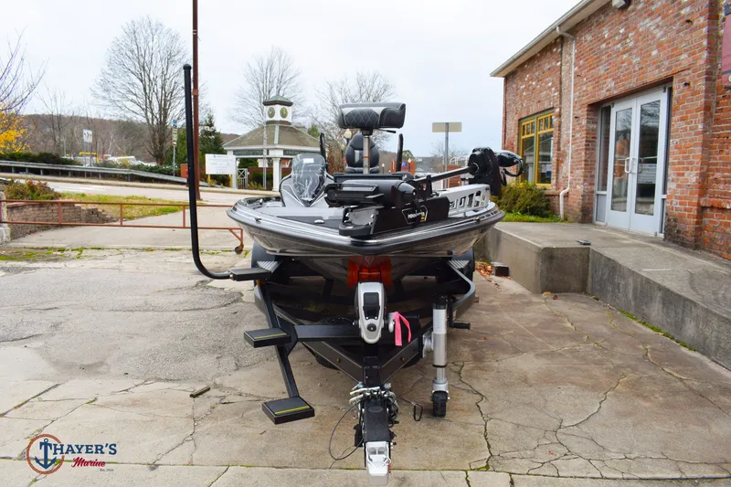 Slide: The Image of Phoenix Bass Boats 921 Elite X 2026 - 38