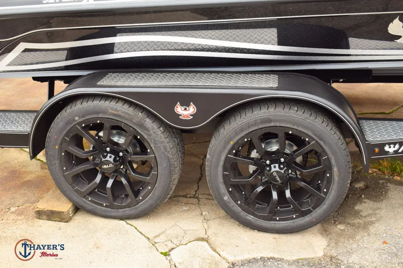 Slide: The Image of Phoenix Bass Boats 921 Elite X 2026 - 5