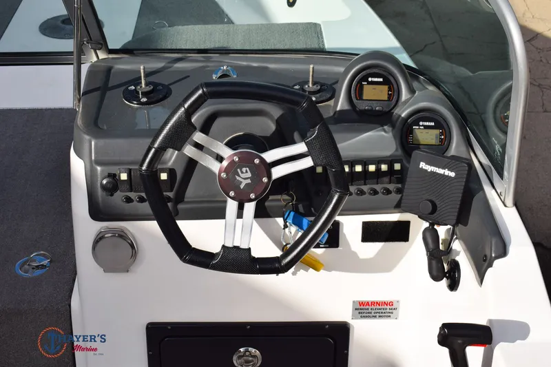 Slide: The Image of Yar-Craft 219 TFX 2017 - 12